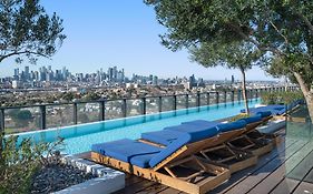 Flemington - Melbourne City Views